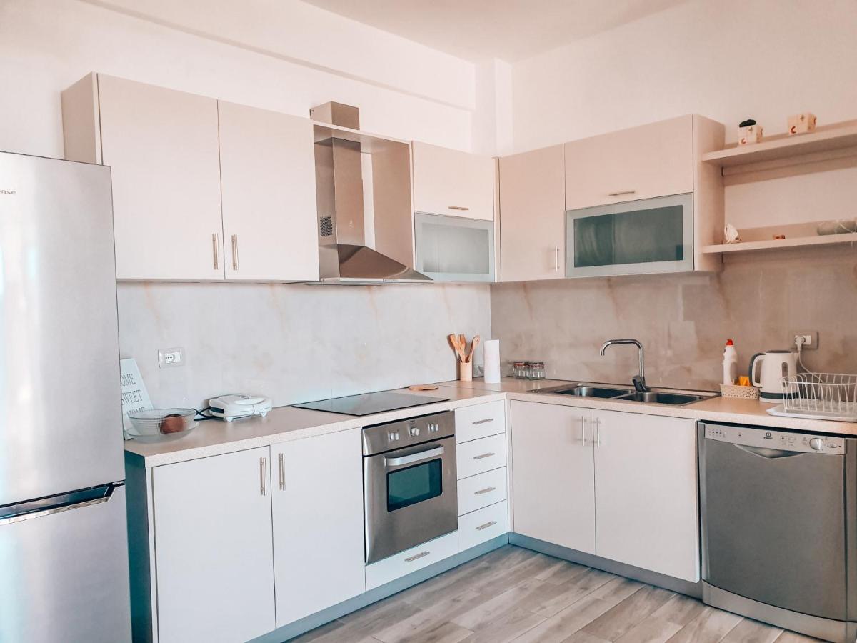 Aqua Holiday Apartments Влёра Экстерьер фото